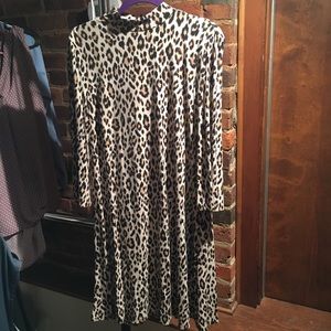 Chico’s cheetah print dress🐆